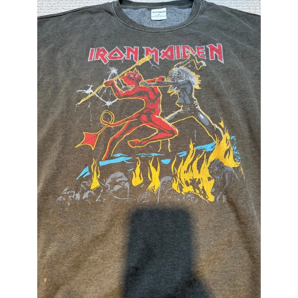 Iron Maiden Number‎ of the Beast Graphic Sweatshirt Washed Grey 2X 2023 QY217